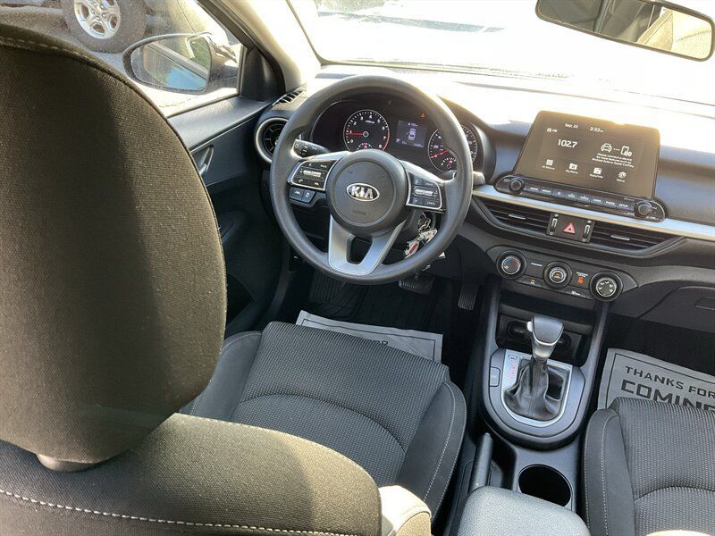 Used 2021 Kia Forte LXS FWD image 17