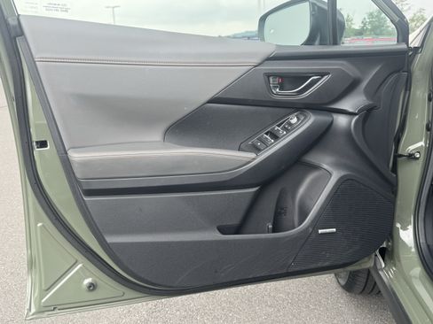 Certified 2024 Subaru Crosstrek 2.5i Limited w/ Crosstrek Mirror Package AWD/4WD image 15