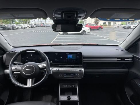 Used 2024 Hyundai Kona Limited AWD/4WD image 10