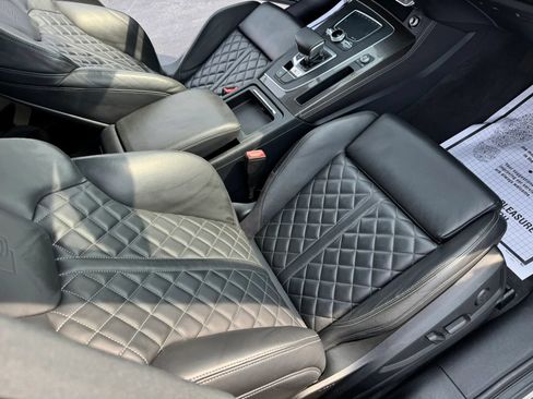 Used 2018 Audi SQ5 Premium Plus w/ Navigation Package AWD/4WD image 16