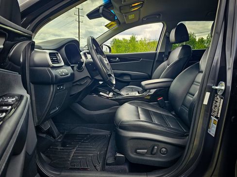 Used 2019 Kia Sorento EX AWD/4WD image 11
