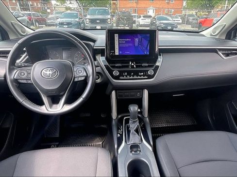 Used 2023 Toyota Corolla Cross LE w/ Moonroof Package AWD/4WD image 14