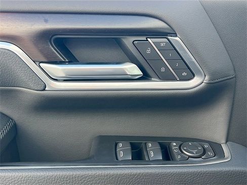 New 2026 GMC Sierra 2500 Denali w/ Denali Reserve Package image 13