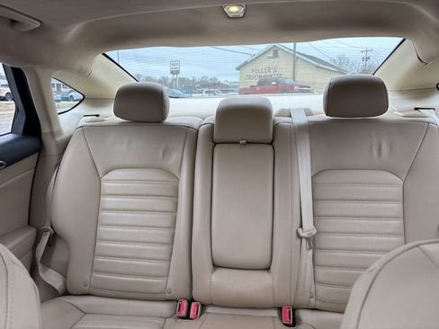 Used 2014 Ford Fusion SE w/ Equipment Group 202A image 22