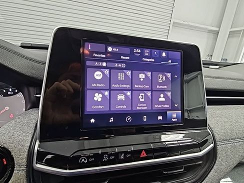 Used 2022 Jeep Compass Latitude image 18