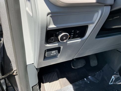 Used 2023 Ford F150 XLT RWD image 19