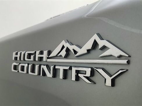 Used 2024 Chevrolet Silverado 3500 High Country image 18