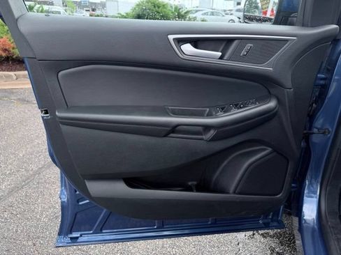 Used 2024 Ford Edge SEL AWD/4WD image 12