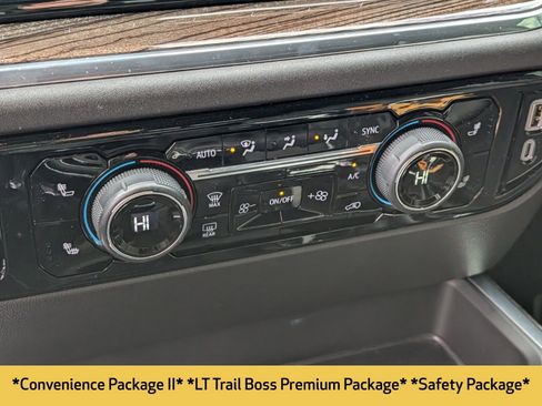 Used 2024 Chevrolet Silverado 1500 LT Trail Boss w/ LT Trail Boss Premium Package image 9