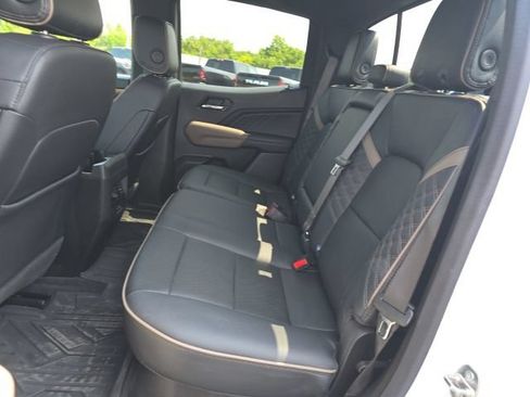 Used 2023 GMC Canyon Denali AWD/4WD image 21