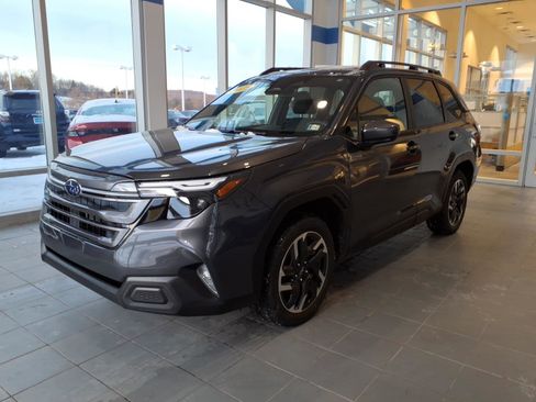 Certified 2025 Subaru Forester Premium image 8