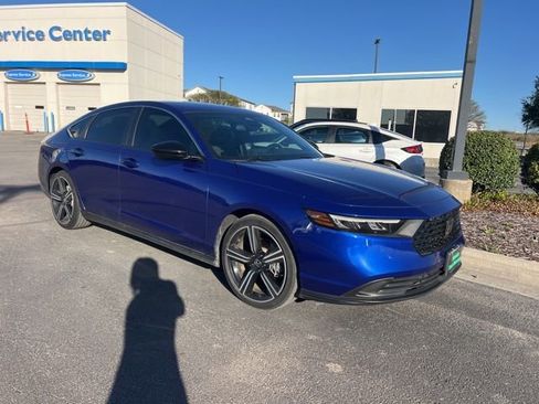 Used 2023 Honda Accord Sport image 5