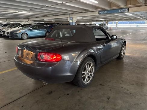 Used 2014 MAZDA MX-5 Miata Sport RWD image 3