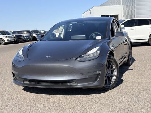Used 2020 Tesla Model 3 Performance image 3