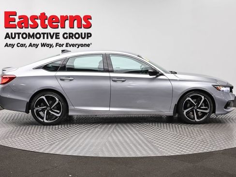 Used 2022 Honda Accord Sport image 4
