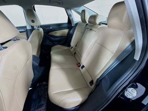 Used 2020 Volkswagen Jetta SE FWD image 20