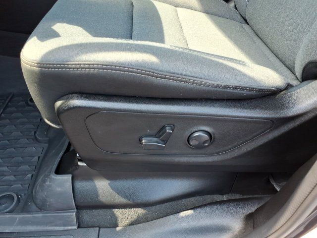 Used 2023 RAM 1500 Big Horn AWD/4WD image 5