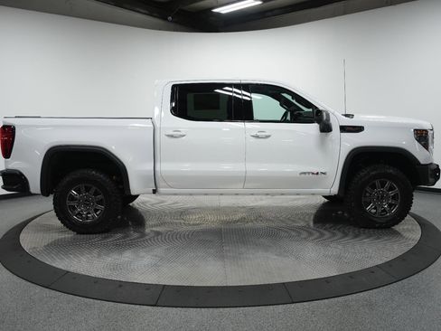 New 2026 GMC Sierra 1500 AT4X image 9