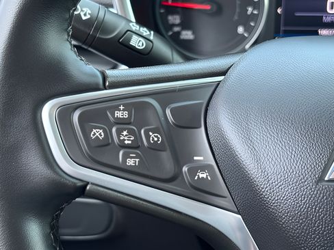 Used 2023 Chevrolet Equinox LT AWD/4WD image 18