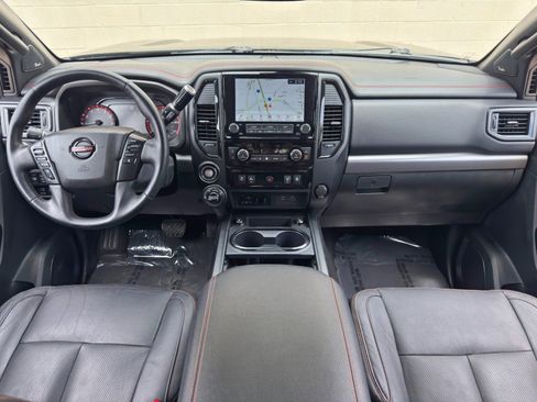 Used 2021 Nissan Titan PRO-4X w/ Pro-4x Convenience Package AWD/4WD image 12