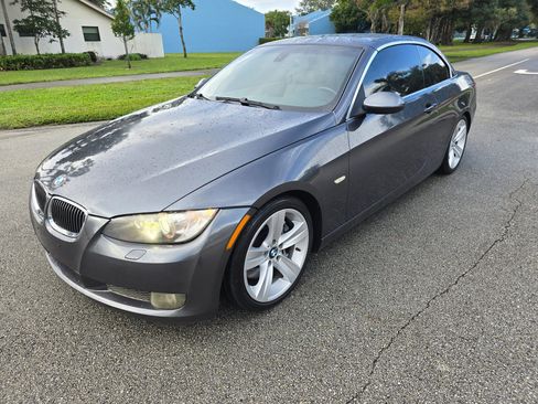 Used 2008 BMW 335i Convertible w/ Premium Pkg image 37
