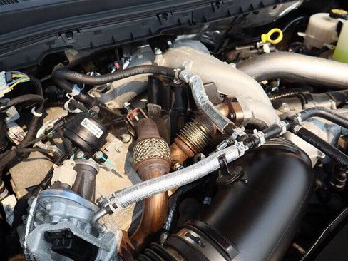 Used 2024 Ford F350 Platinum AWD/4WD image 11