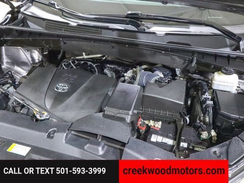 Used 2019 Toyota Highlander Limited FWD V6 1 Owner image 16