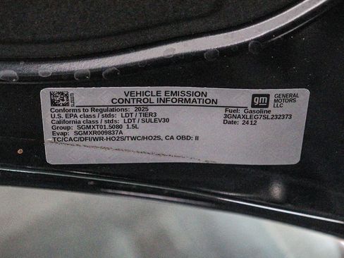 Used 2025 Chevrolet Equinox RS w/ Safety and Technology Package FWD image 28