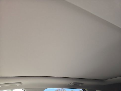 New 2026 Kia Sorento S image 24