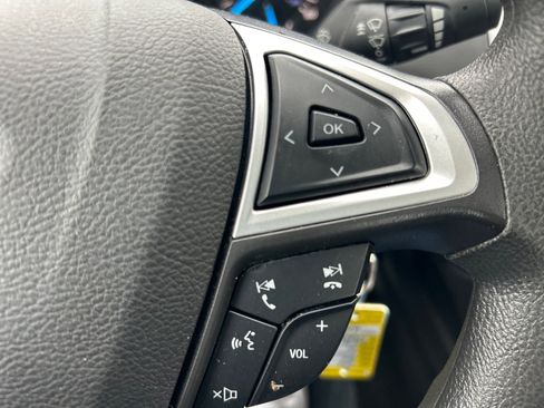 Used 2016 Ford Fusion SE image 22