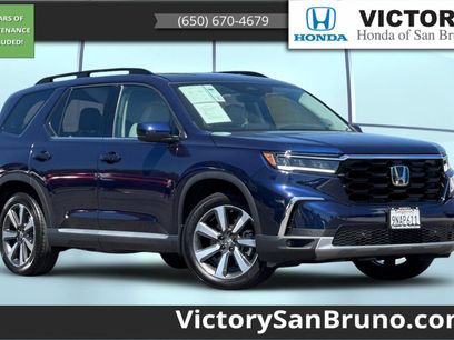 Certified 2025 Honda Pilot Touring