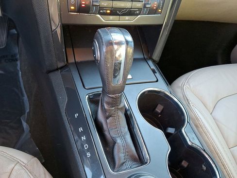 Used 2018 Ford Explorer XLT w/ Equipment Group 202A image 14