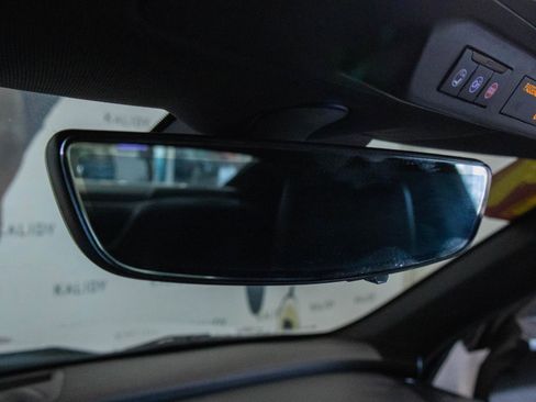 Used 2019 Chevrolet Camaro SS RWD image 13