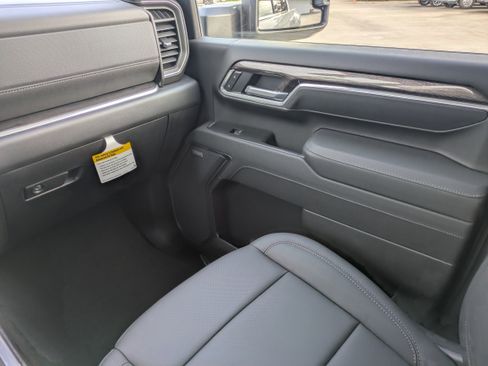 New 2026 Chevrolet Silverado 3500 LTZ w/ LTZ Convenience Package image 9