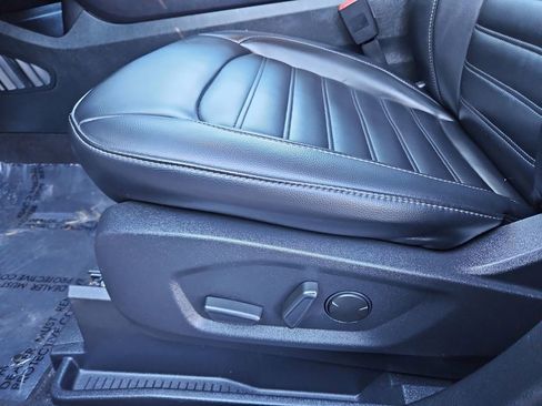 Used 2024 Ford Edge SEL image 23