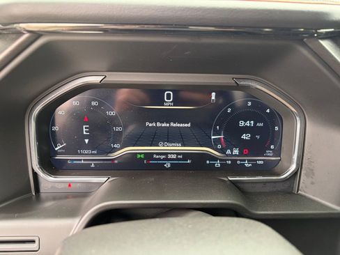 Used 2025 GMC Sierra 1500 AT4 AWD/4WD image 34