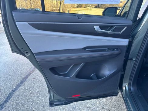 New 2026 Volkswagen Atlas Peak Edition image 14