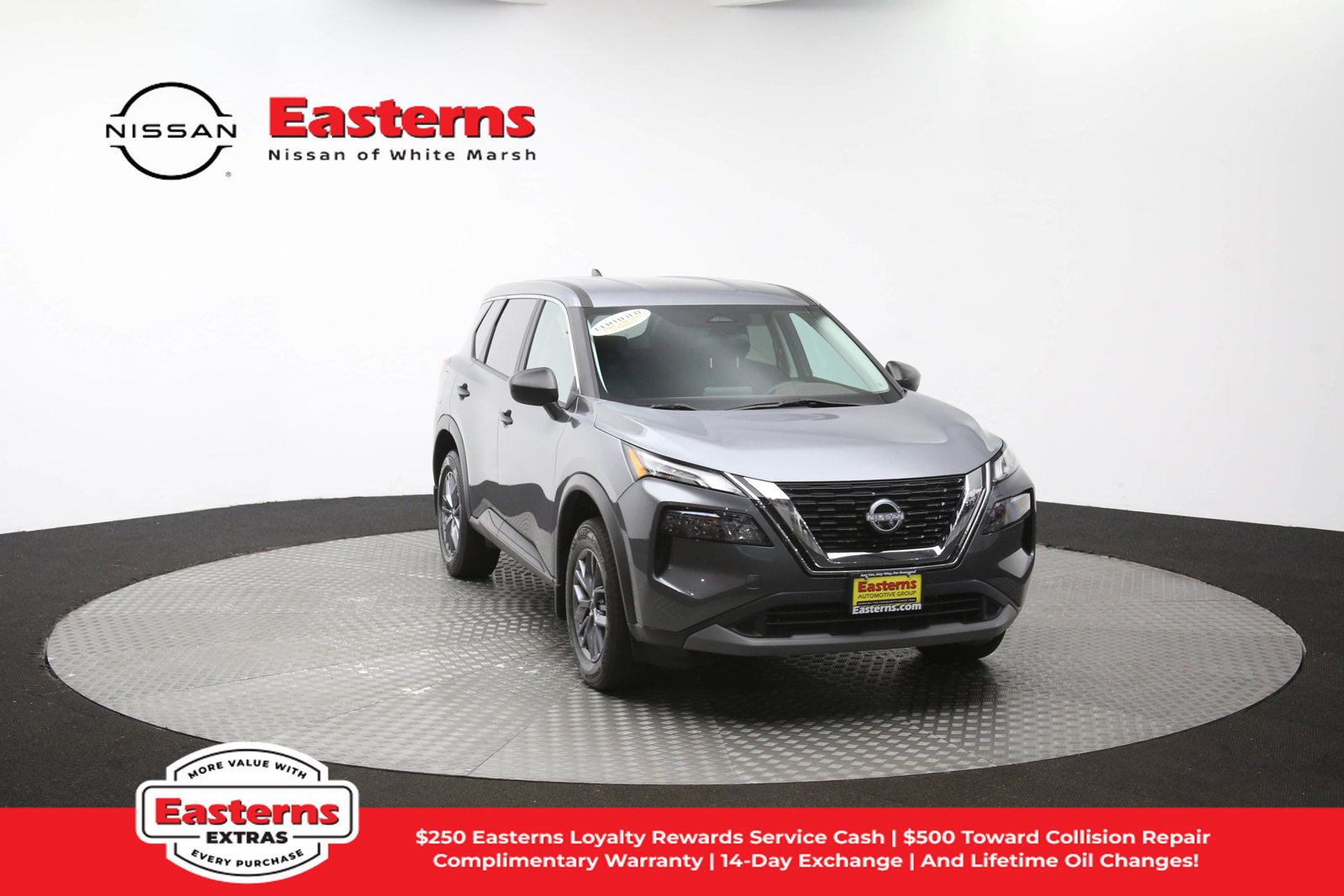Used 2023 Nissan Rogue S AWD/4WD image 49