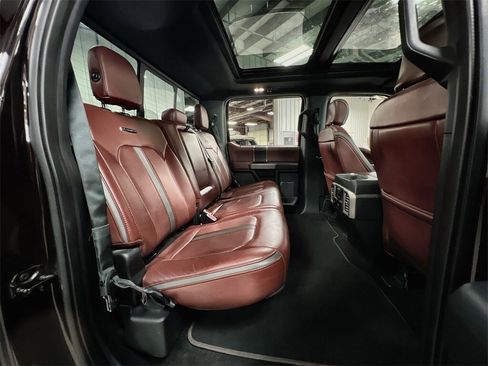 Used 2019 Ford F150 Platinum image 22