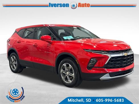Used 2023 Chevrolet Blazer LT w/ Driver Confidence Package image 1