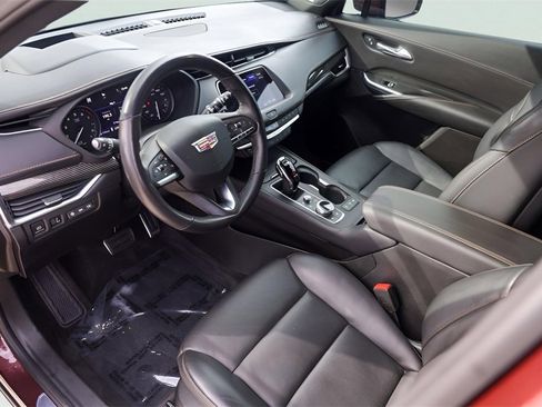 Used 2023 Cadillac XT4 Sport image 13