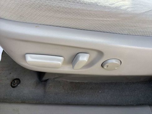 Used 2020 Toyota Sienna LE image 14