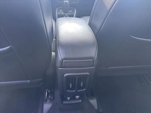 Used 2018 Jeep Compass Latitude w/ Popular Equipment Group image 24