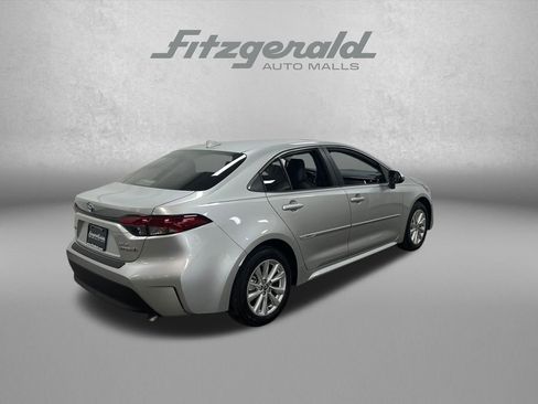 Used 2024 Toyota Corolla XLE FWD image 6