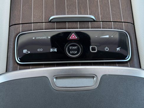 Used 2023 Mercedes-Benz EQS 580 4MATIC Sedan image 36