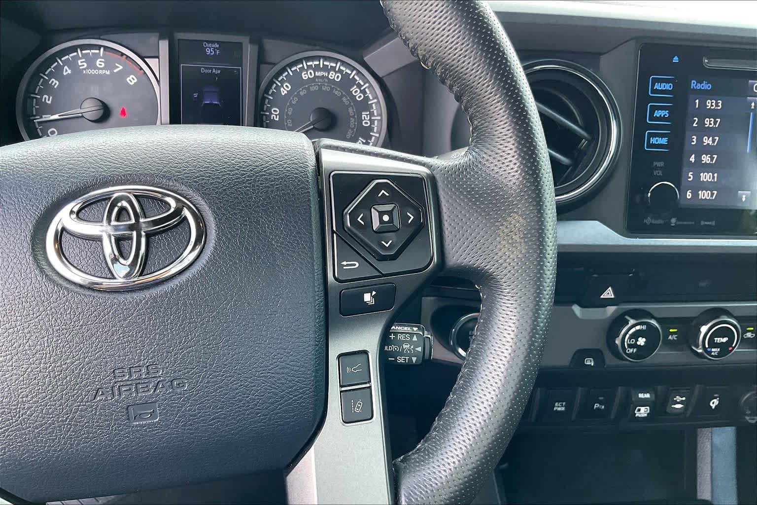 Used 2018 Toyota Tacoma TRD Sport w/ Technology Package RWD image 23