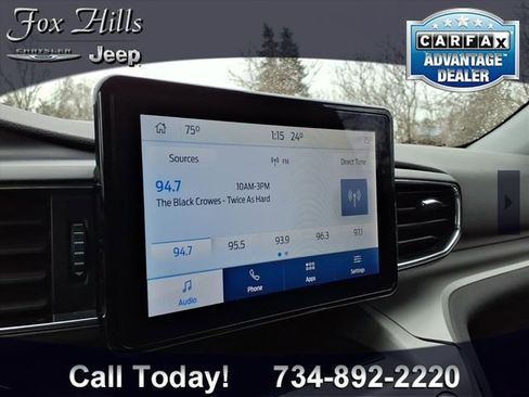 Used 2022 Ford Explorer XLT w/ Equipment Group 202A AWD/4WD image 21