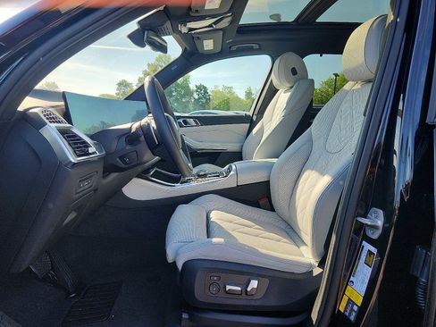 Certified 2024 BMW X5 xDrive50e w/ Executive Package AWD/4WD image 13