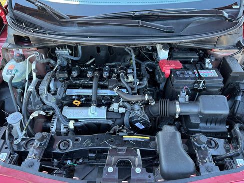 Used 2025 Nissan Versa SV image 32