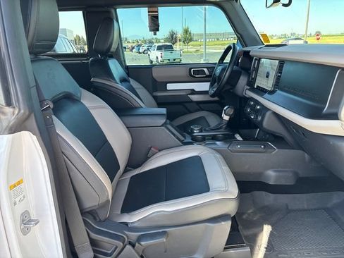 Used 2023 Ford Bronco Wildtrak AWD/4WD image 23